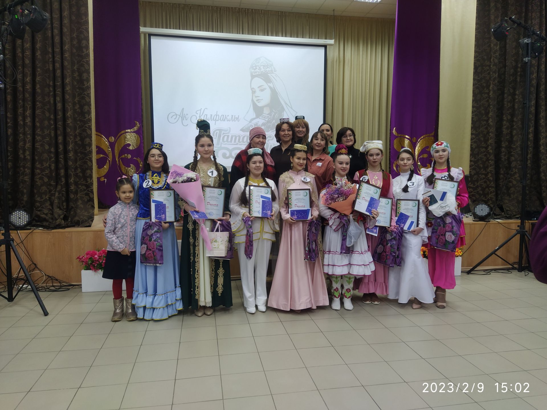Чаллыда «Ак калфаклы татар кызы 2023» шәһәркүләм бәйгесе үтте