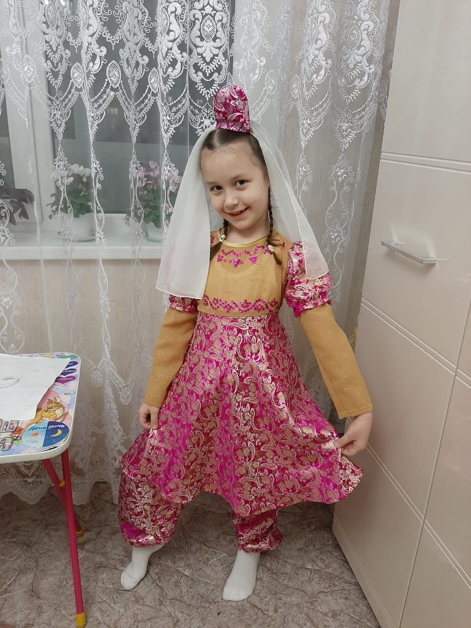 Инзилә Фатихова: «Математика да, сәхнә дә ошый!»