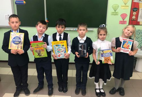 Мәктәбебездә «Китапка икенче тормыш бүләк ит» акциясе гөрләп үтте