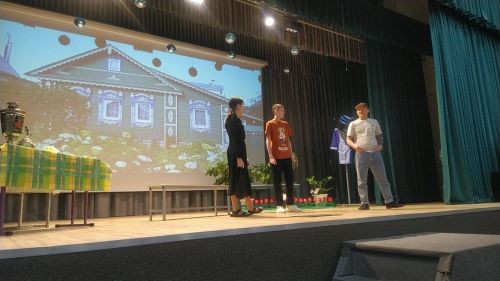 Чаллының 39нчы мәктәбендә Халыкара туган телләр көненә багышланган зур бәйрәм үтте