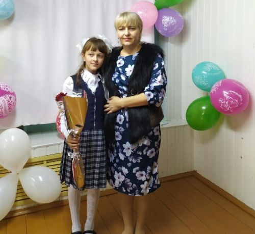 Көләч йөзле әнием