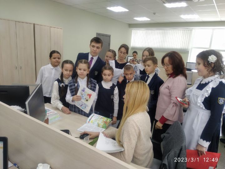 Чаллының татар матбугаты үзәгендә яшь журналистлар кунакта булды