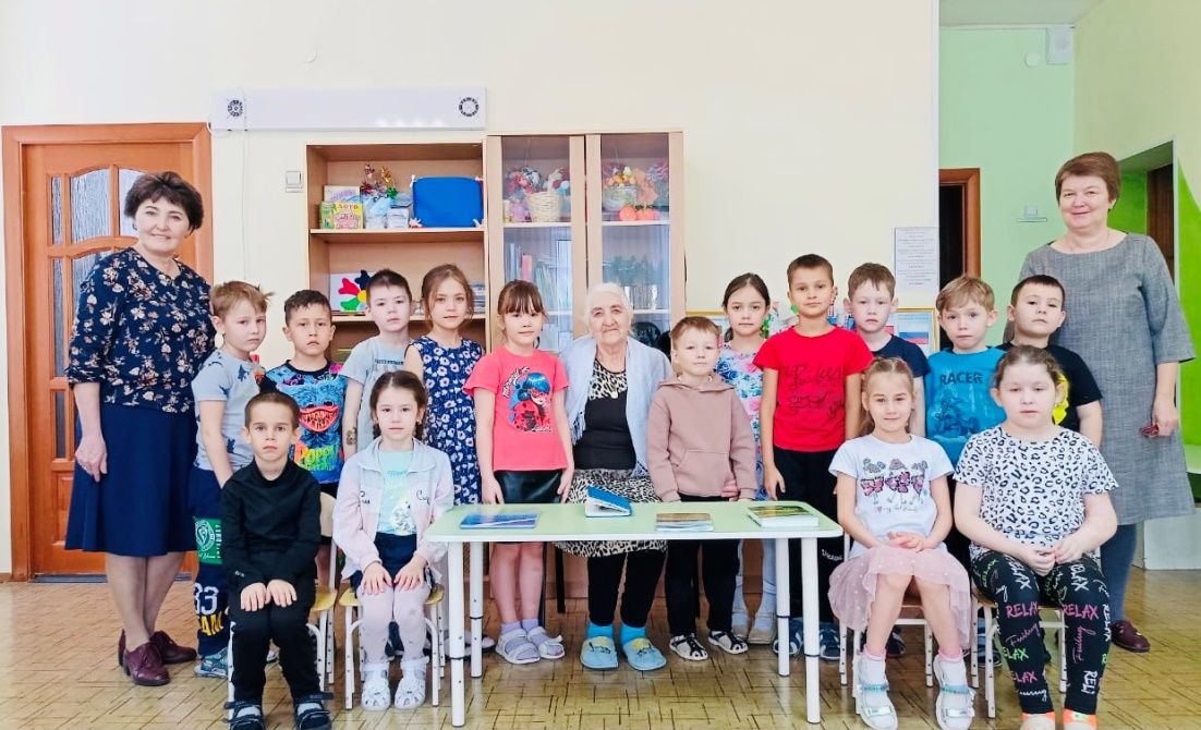 Җәлил бистәсенең “Әкият” балалар бакчасында күңелле очрашу узды