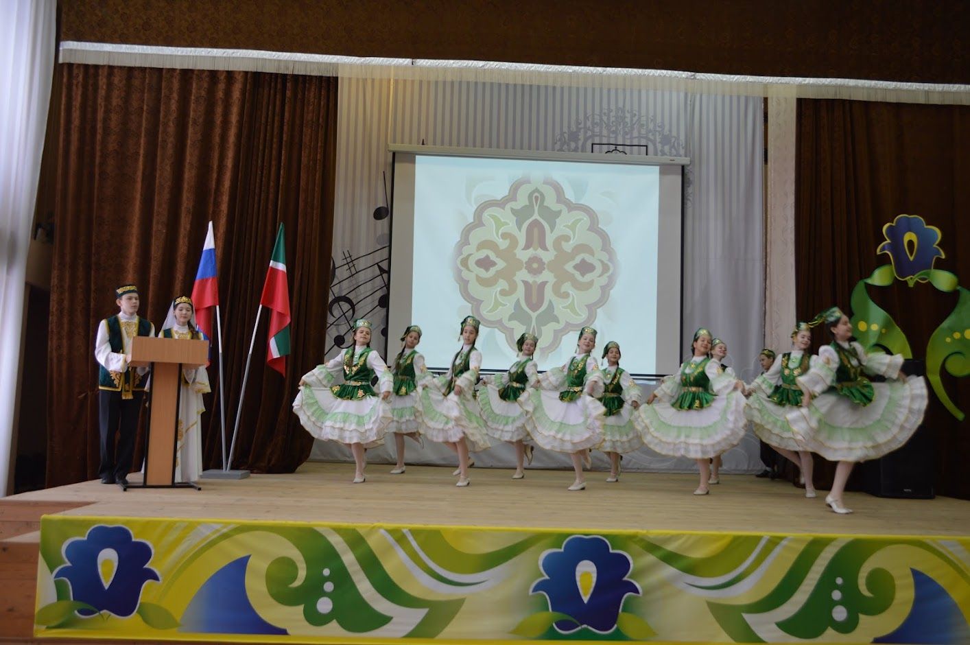 Чаллыда «Иң яхшы татар теле һәм әдәбияты укытучысы» Бөтенрәсәй һөнәри бәйгесенең зона этабы үтте