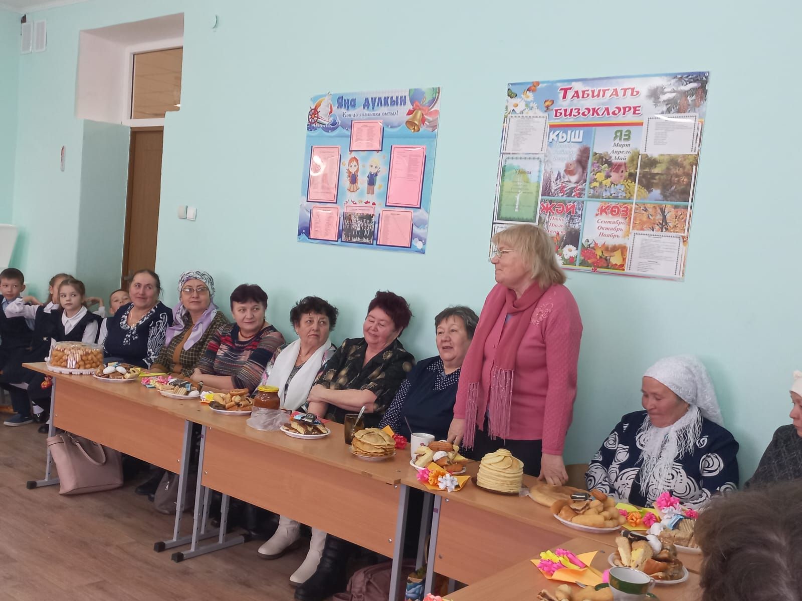 «Минем әби – супер әби!» бәйрәме үткәрдек