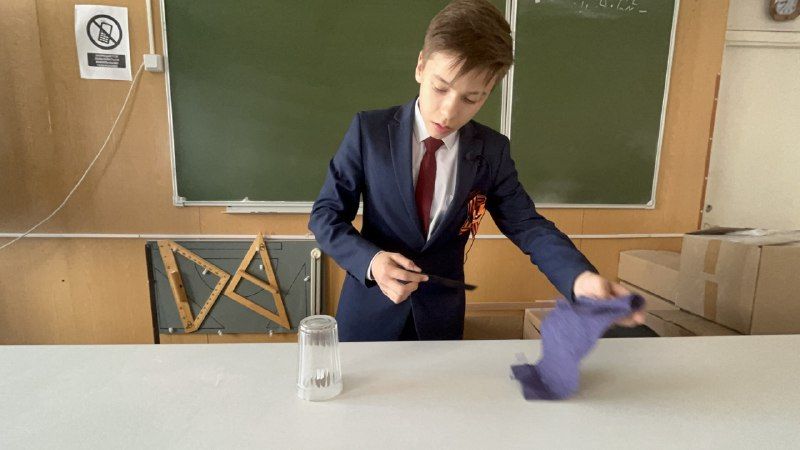 «Кы­зык­лы ла­бо­ра­то­ри­я» про­ек­тының чираттагы чыгарылышы. Ян­мый тор­ган кә­газь һәм яна тор­ган ба­та­рея...
