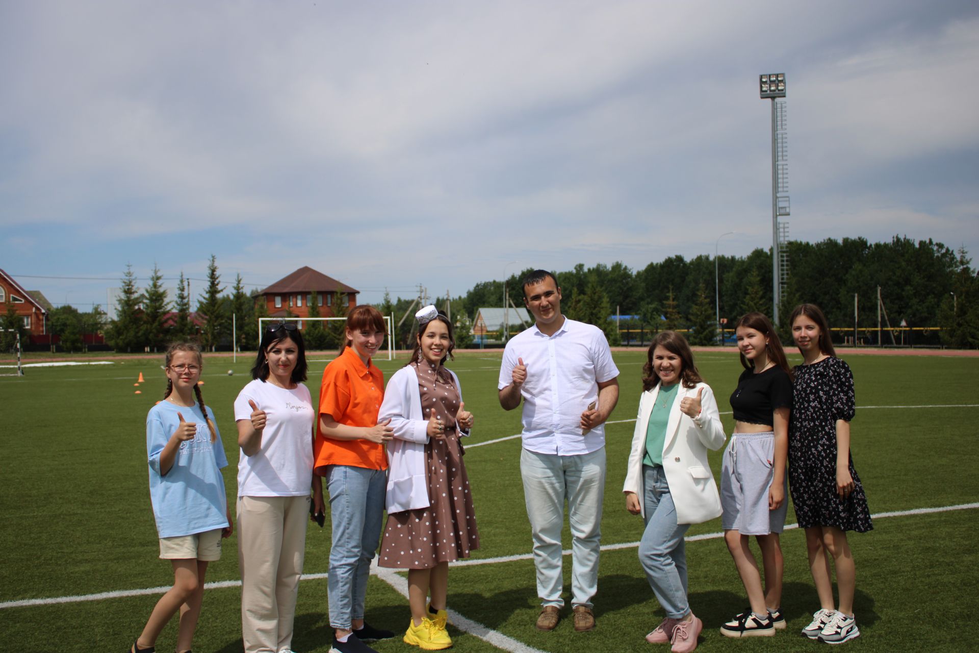 Кем ул блогер?