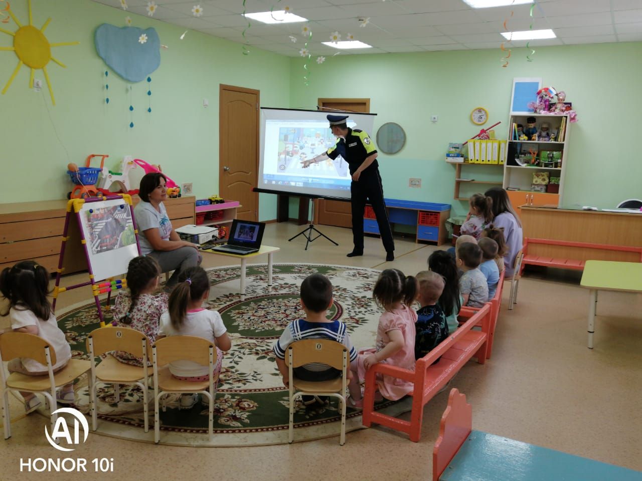 Юл йөрү кагыйдәләрен бәләкәйдән үк өйрәнәбез!