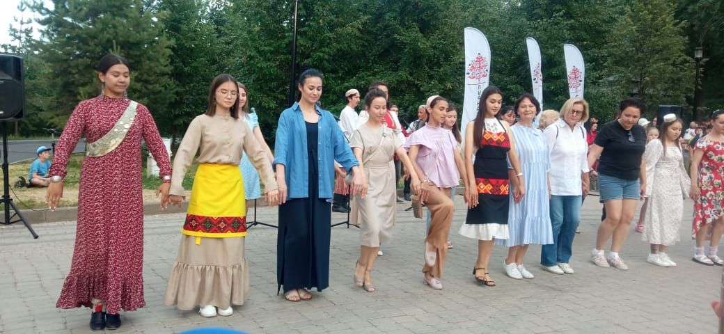 Башкорт мәдәниятенә багышланган бәйрәмгә бардык