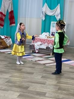 Кичке утырма - аулак өй