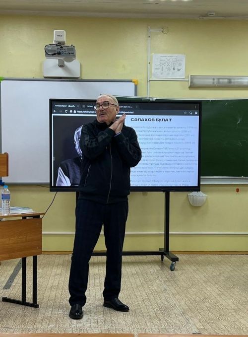 «Җомга кунагы» герое - драматург Булат Сәлахов