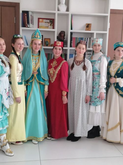 «Ак калфак» VI Бөтенроссия укучы кызлар бәйгесенә гаризалар кабул итү бара