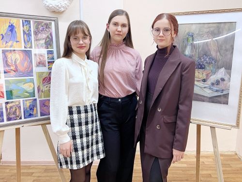 “На крыльях вдохновения” – Фәридә, Алия һәм Варвара