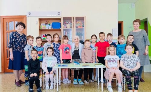 Җәлил бистәсенең “Әкият” балалар бакчасында күңелле очрашу узды