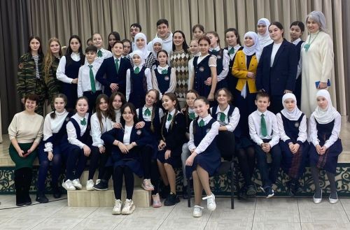 29нчы гимназиядә Камал театры артистлары булды