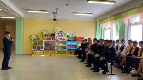 54 нче гимназиядә “Батырлык дәресе” үтте