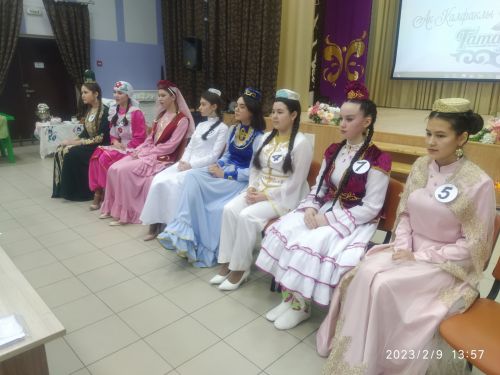 Чаллыда «Ак калфаклы татар кызы 2023» шәһәркүләм бәйгесе үтте