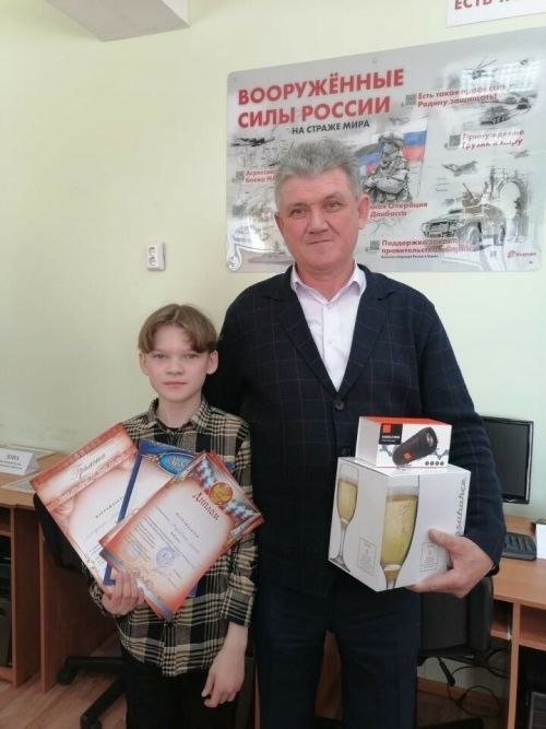 Аксубайдан аталы-уллы Зәйнуллиннар шахмат буенча республика ярышларында җиңү яулады