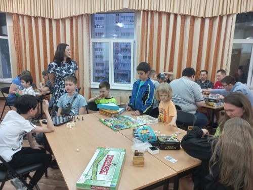Чаллы Үзәк китапханәсендә өстәл уеннары турниры үтте