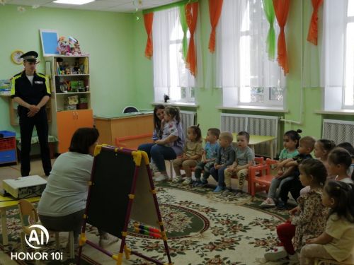 Юл йөрү кагыйдәләрен бәләкәйдән үк өйрәнәбез!