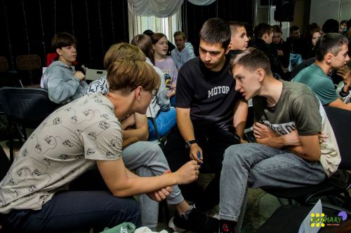 Чаллы укучылары интеллектуаль уенда Ватан сакчыларын искә алдылар