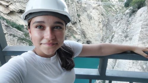 Гаиләбез белән таулар карарга киттек