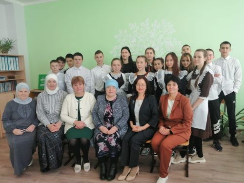 Дөньяны матурларга теләп