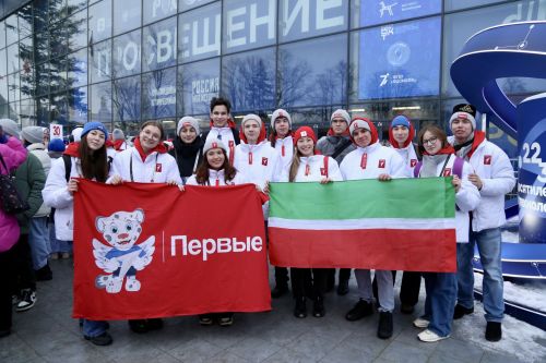 Чаллы укучылары Мәскәүдә «Алдынгылар» хәрәкәтенең II Бөтенроссия съездында катнаша