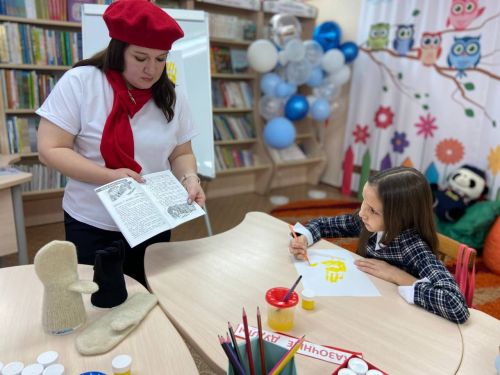 7нче балалар китапханәсендә «Әкият дудллары» дигән ял көне клубы ачылды