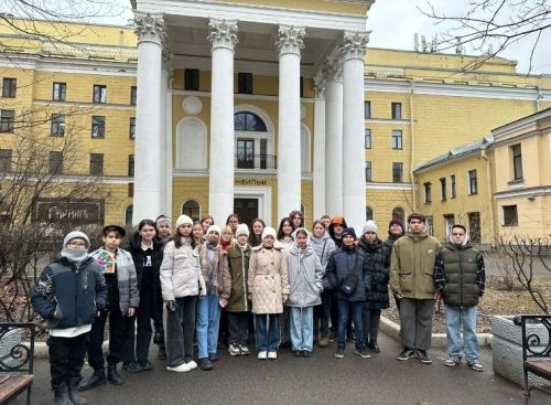 Каникулда Санкт-Петербугта кунакта
