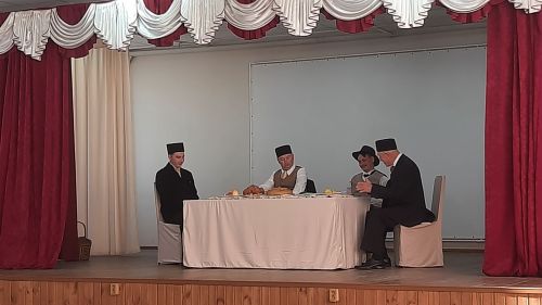 Бездә кунакта – Чаллы театры артистлары