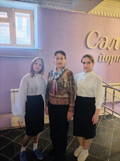 Җиңүебез белән без бик бәхетле