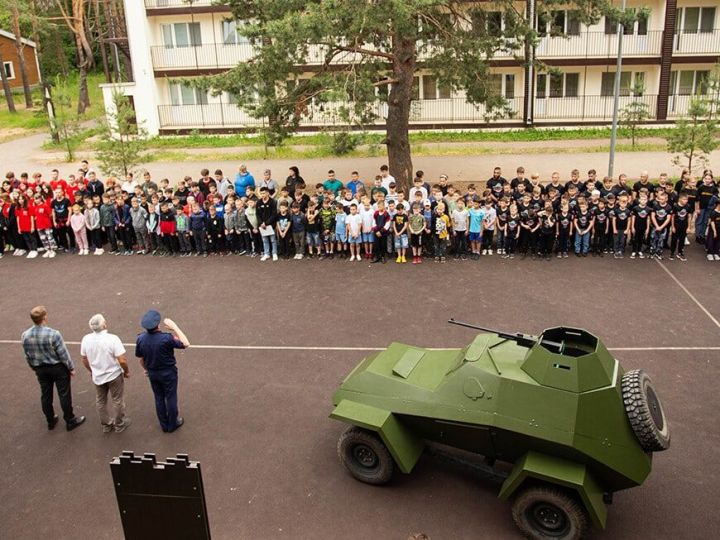 Казан укучылары БА-64 хәрби машинасының төгәл күчермәсен ясаганнар