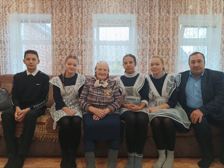 Хезмәт белән үткән тормыш...