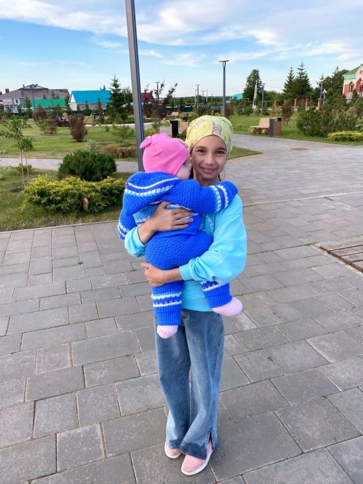 Яраткан апаем Гүзәл