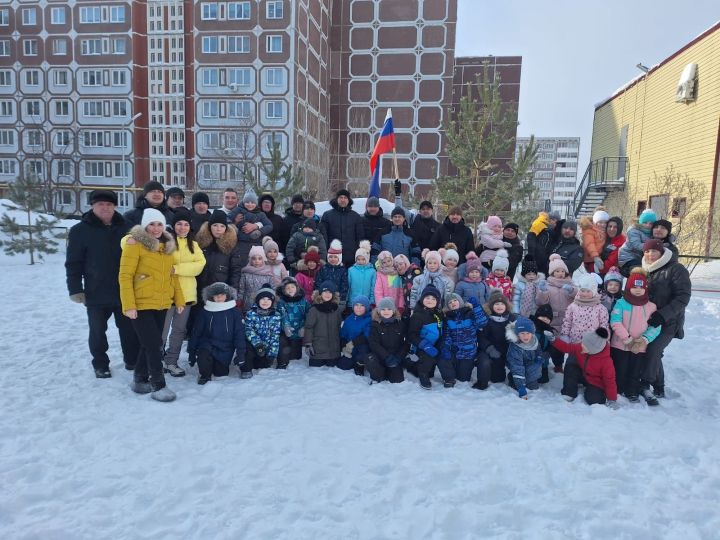 «Ватанны саклаучылар» көненә багышланган бәйрәм узды
